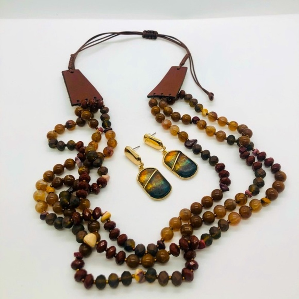 Vintage Unique Bead Necklace & Iridescent Earrings